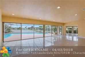 Property Photo:  4403 King Palm Dr  FL 33319 