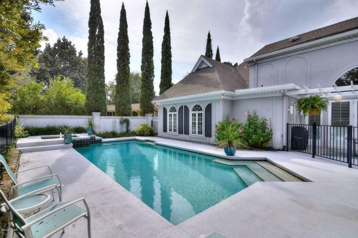 Property Photo: 140 Marlin Circle FL 32408