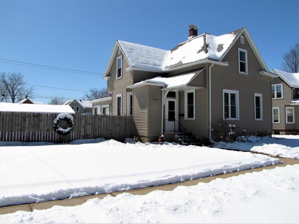 Property Photo:  1418 Denton St  WI 54601 