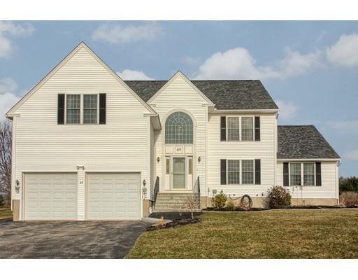 Property Photo: 69 Macintosh Ln MA 01420