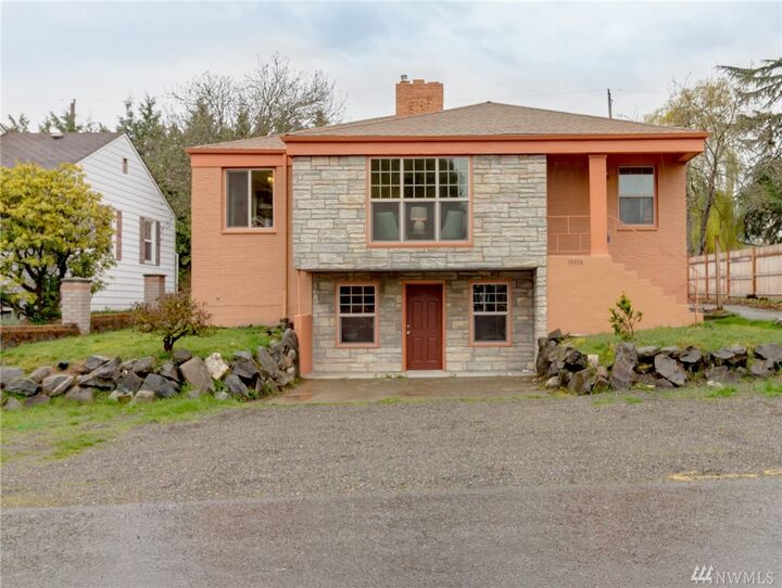 10820 Lake Ridge Dr S  Seattle WA 98178 photo