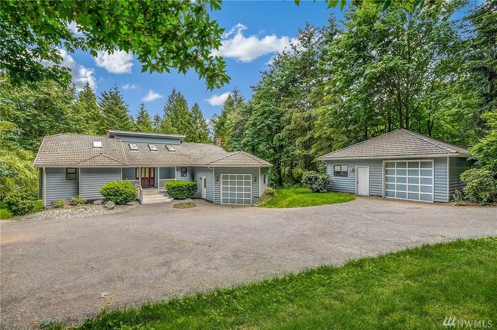 Property Photo:  8729 176th St SE  WA 98296 