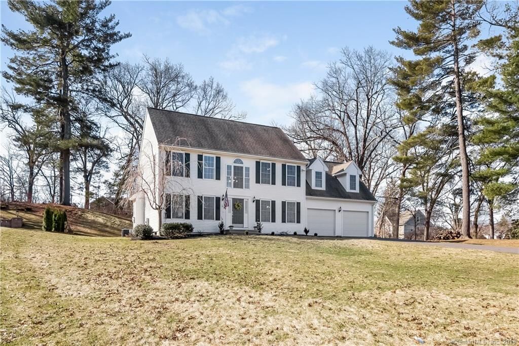 Property Photo:  99 Somerset Drive  CT 06040 
