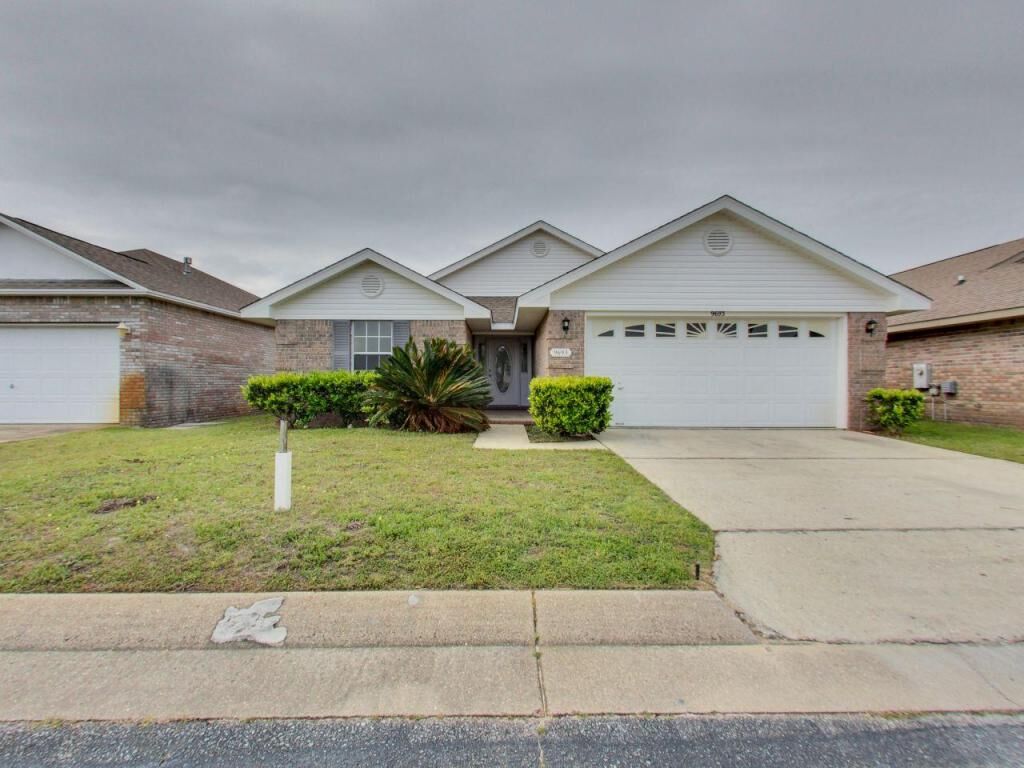 Property Photo:  9693 Leeward Way  FL 32566 