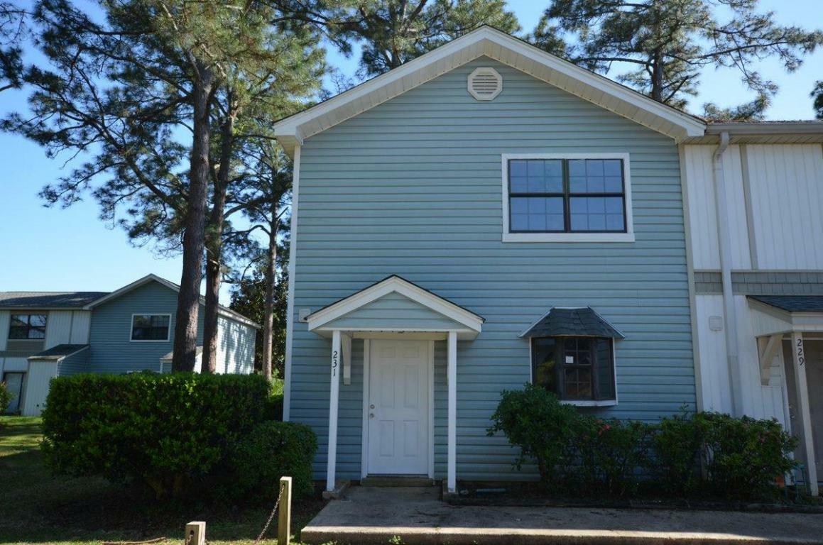 Property Photo:  231 Oxford Court  FL 32569 