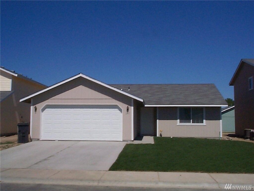 Property Photo:  1325 W Shelby Street  WA 98837