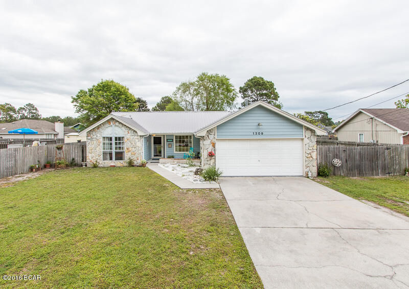 Property Photo: 1309 S Berthe Avenue FL 32404
