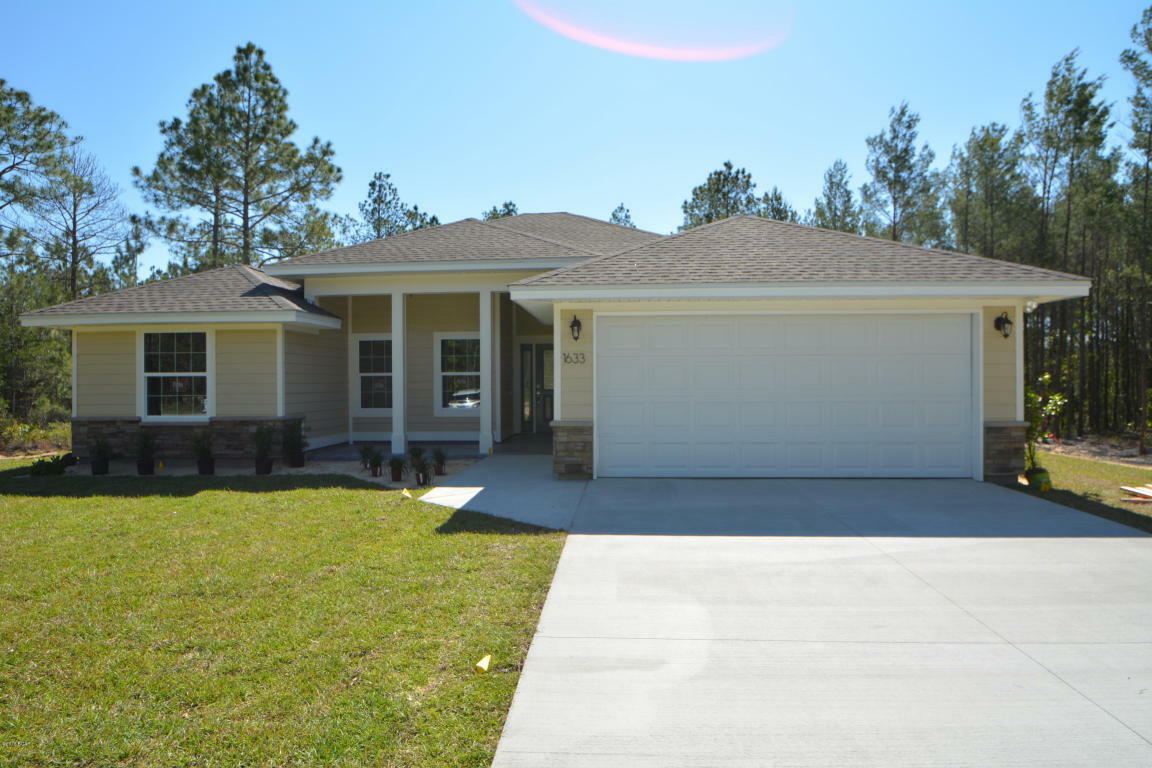 Property Photo: 1633 White Western Lake Lane FL 32409