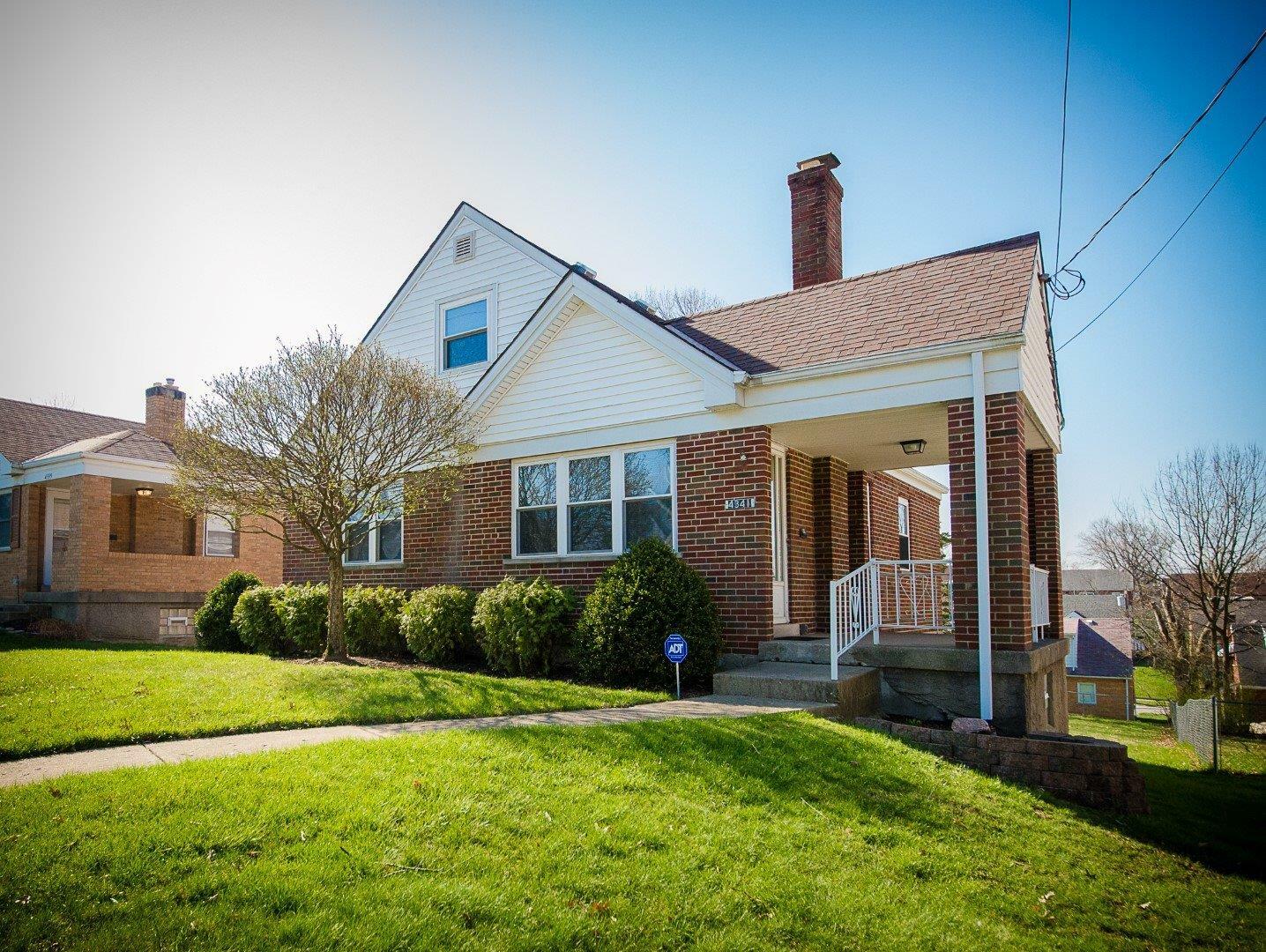 Property Photo: 4341 Harding Avenue OH 45211