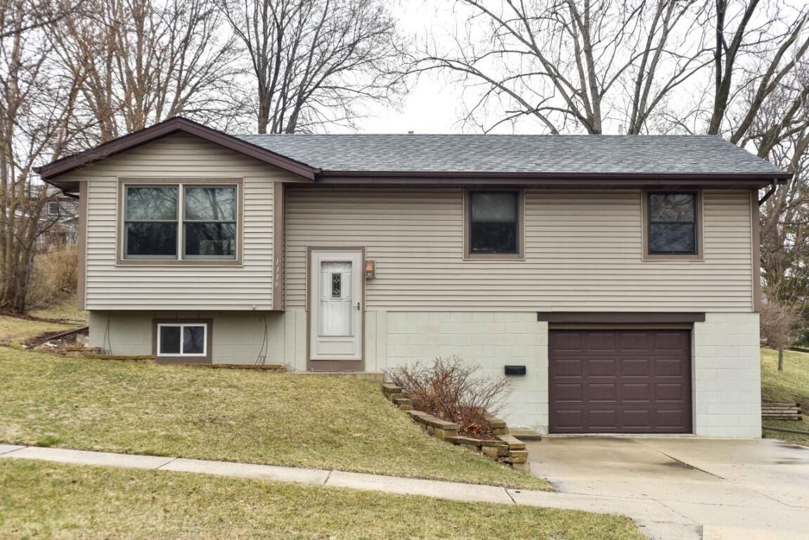 Property Photo: 1339 N 11th Ave WI 53090