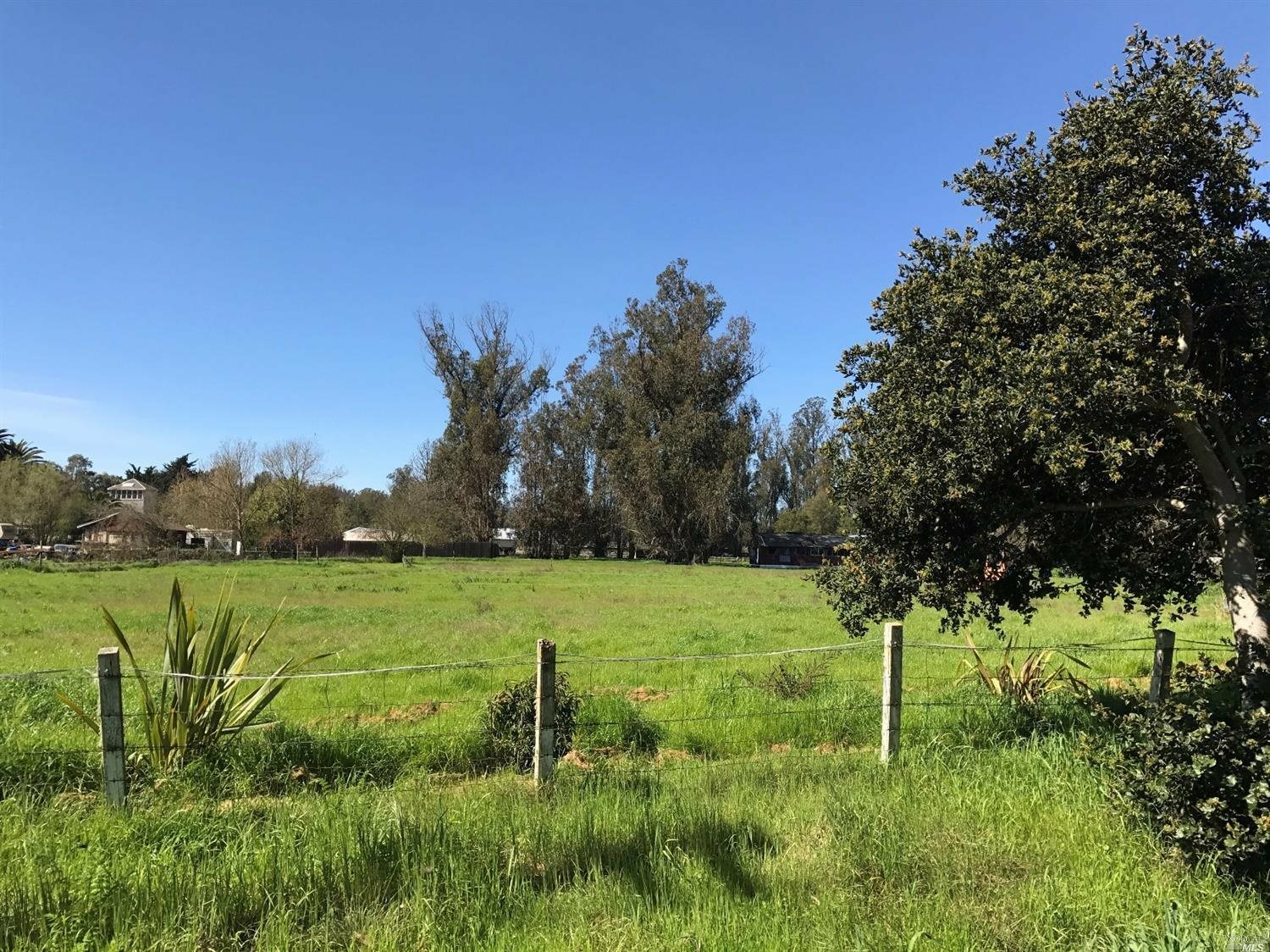 Property Photo: 9457 Willow Avenue CA 94931