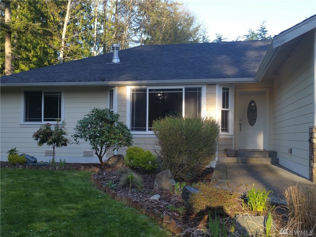 Property Photo:  1671 Oak Ridge Drive  WA 98282 