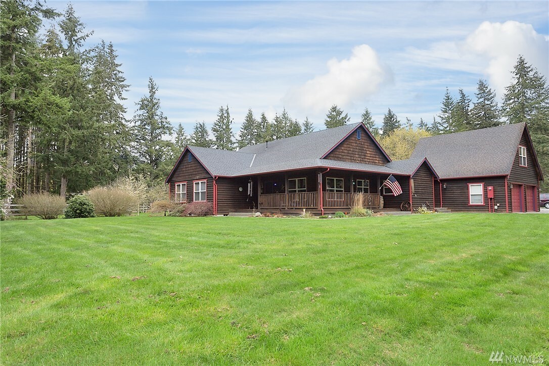 Property Photo:  17125 89th Ave NW  WA 98292 