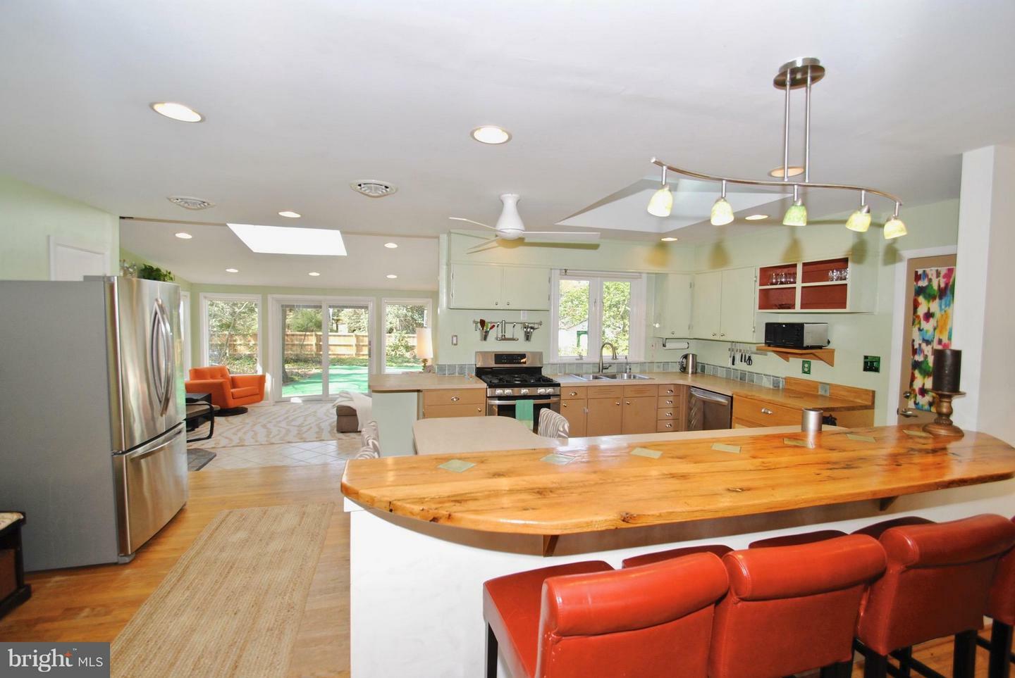 Property Photo: 1015 Old Bay Ridge Road MD 21403