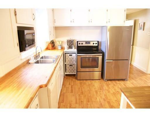 Property Photo:  8 Asbury Rd  MA 01602 