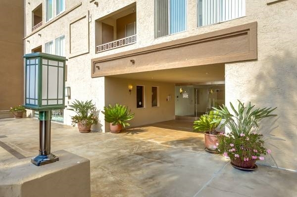 Property Photo:  8889 Caminito Plaza Centro 7414  CA 92122 