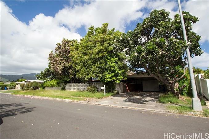 124 Anahola Street  Honolulu HI 96825 photo