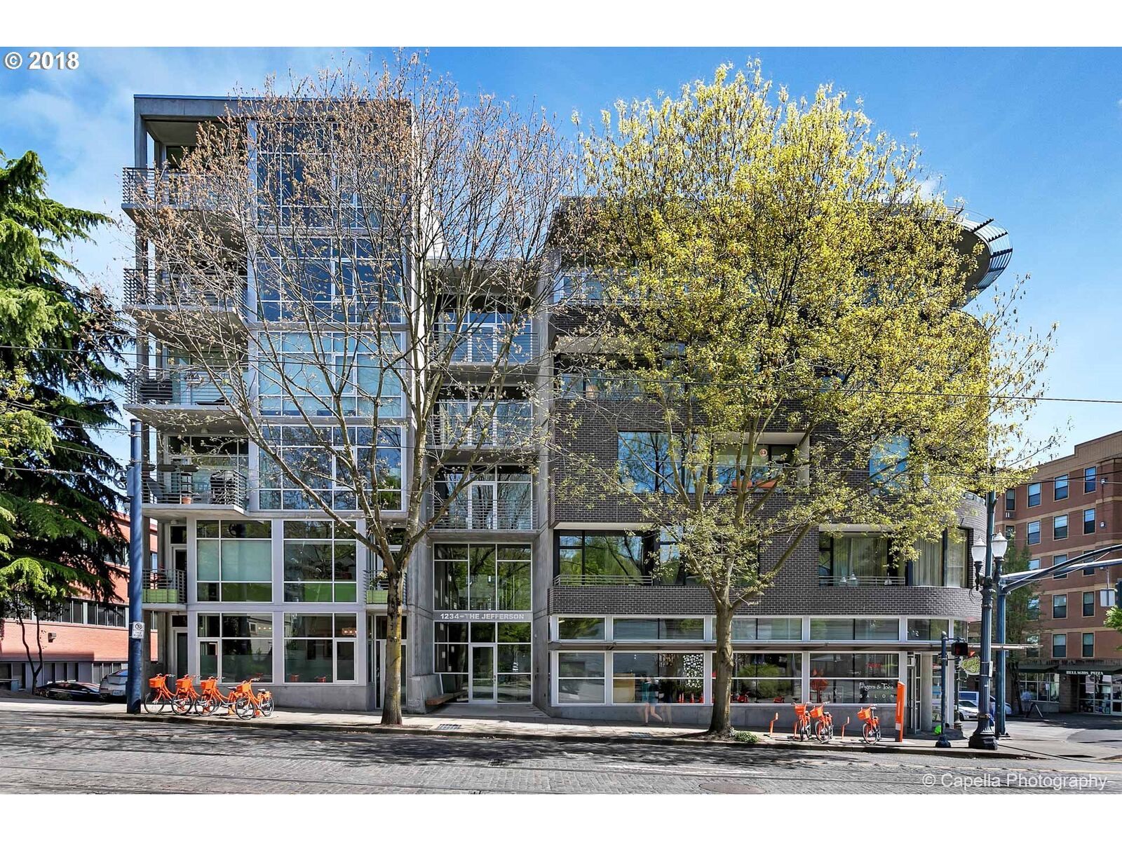 Property Photo: 1234 SW 18th Ave 410 OR 97205