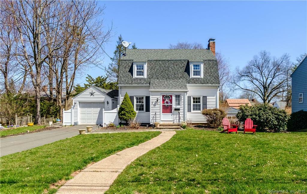 Property Photo: 6 Greenhurst Road CT 06107