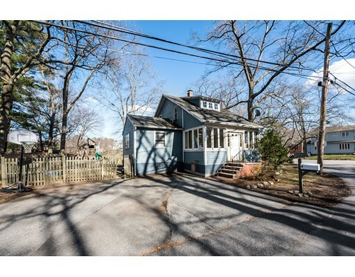 Property Photo:  9 Golden Hills Rd  MA 01906 