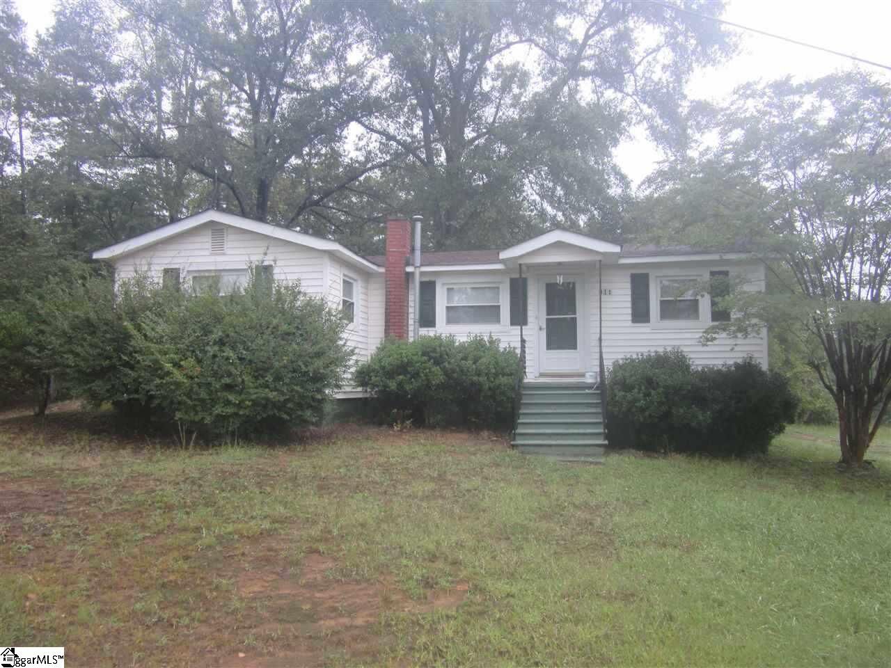 Property Photo:  811 Goucher School Road  SC 29340 