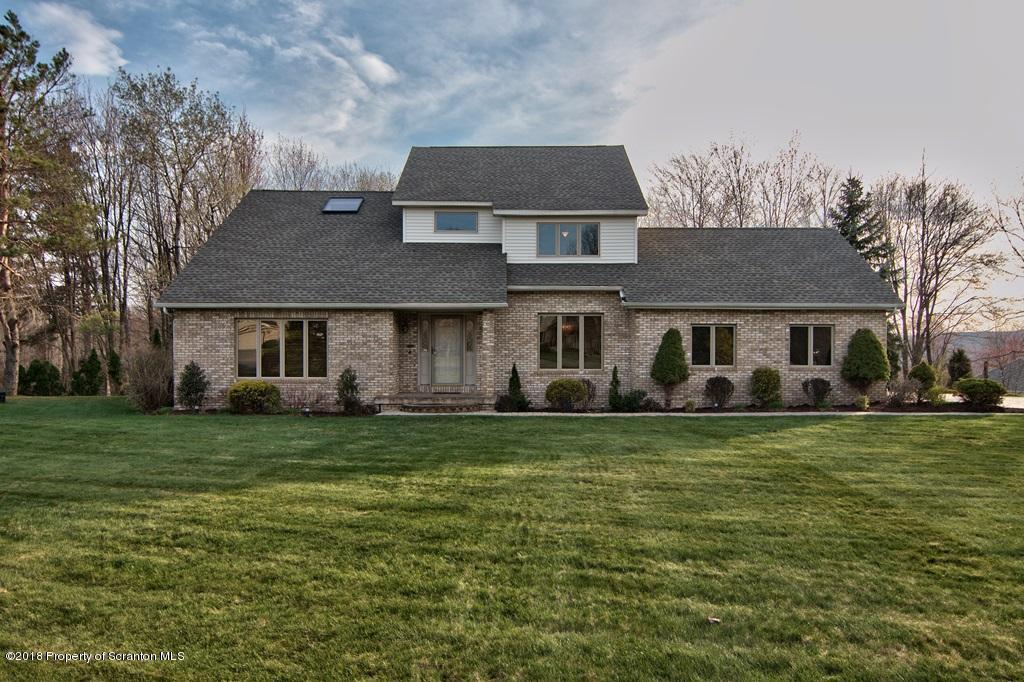 Property Photo: 106 Elmwood Drive PA 18444