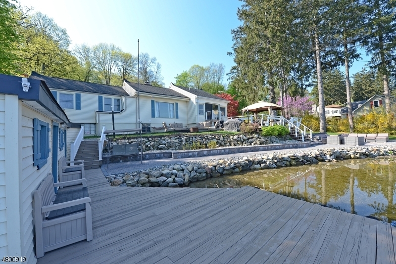 Property Photo: 164 E Shore Trl NJ 07871