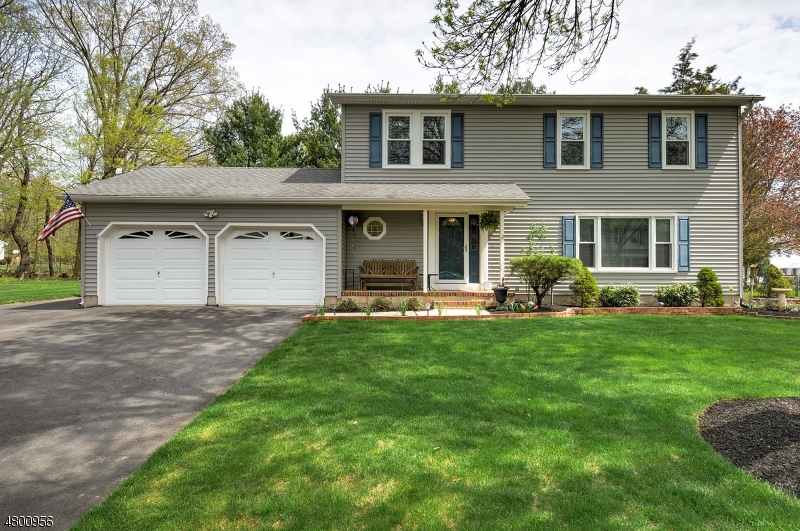 Property Photo:  8 Pine Ridge Dr  NJ 08876 