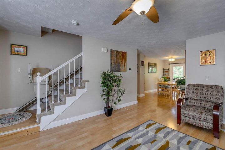 Property Photo: 85 Cadogan Way NH 03062