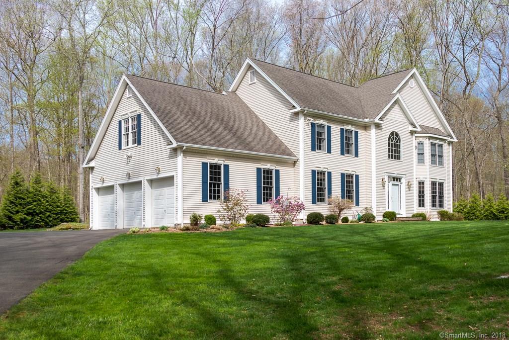 Property Photo: 913 Durham Road CT 06443