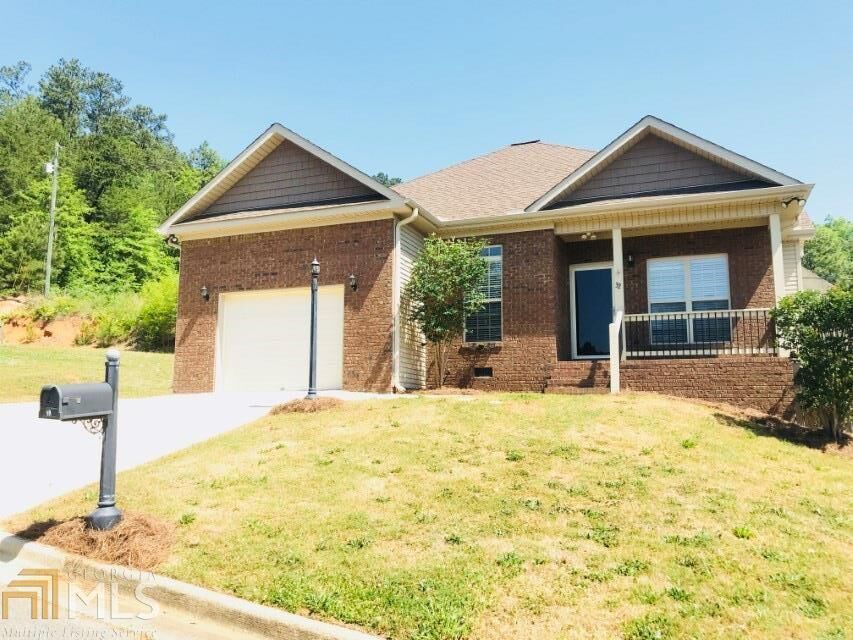 Property Photo:  32 Hickory Hills Circle  AL 36203 
