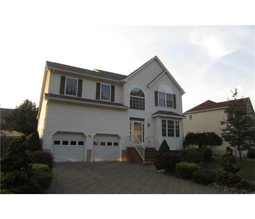 Property Photo:  27 Yorktown Road  NJ 08852 