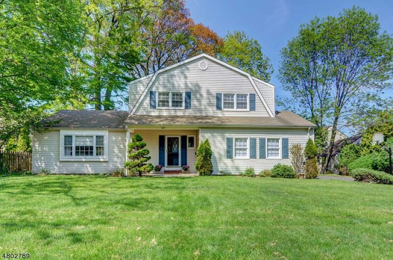 Property Photo:  1605 Grandview Ave  NJ 07090 