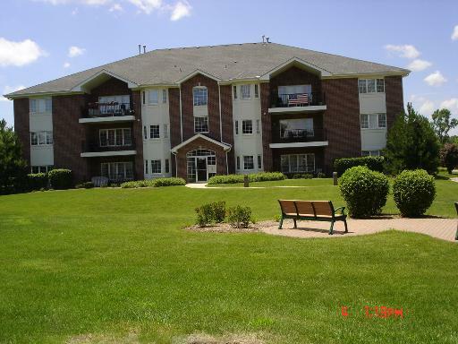 Property Photo:  13109 Forest Ridge Drive 1A  IL 60463 