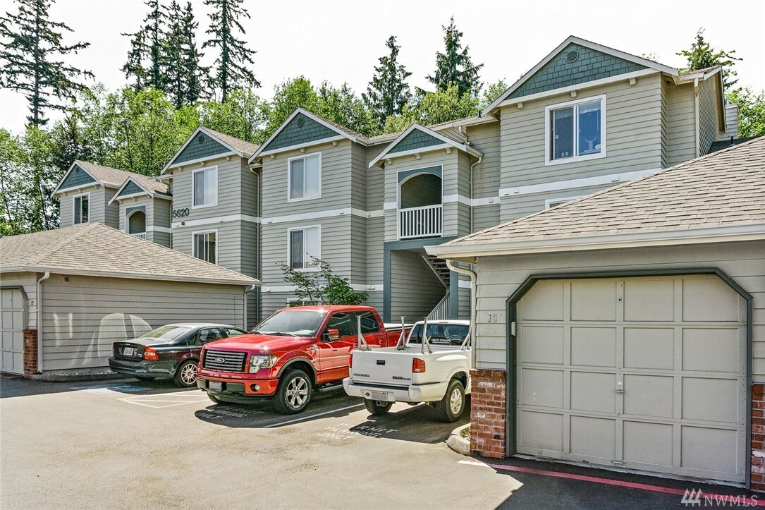 Property Photo:  5620 14th Dr W Q202  WA 98203 