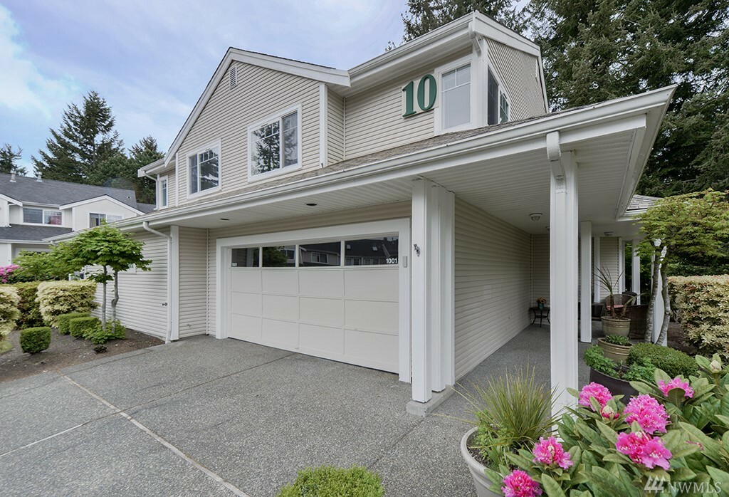 Property Photo:  4714 Fairwood Blvd NE 1001  WA 98422 