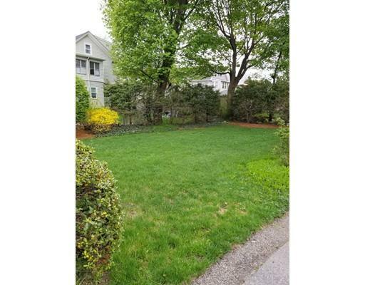 Property Photo:  170 Oakley Road  MA 02478 