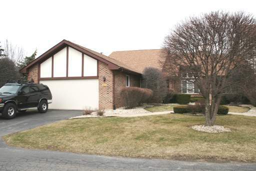 Property Photo:  8911 W Silverdale Drive 5D  IL 60462 