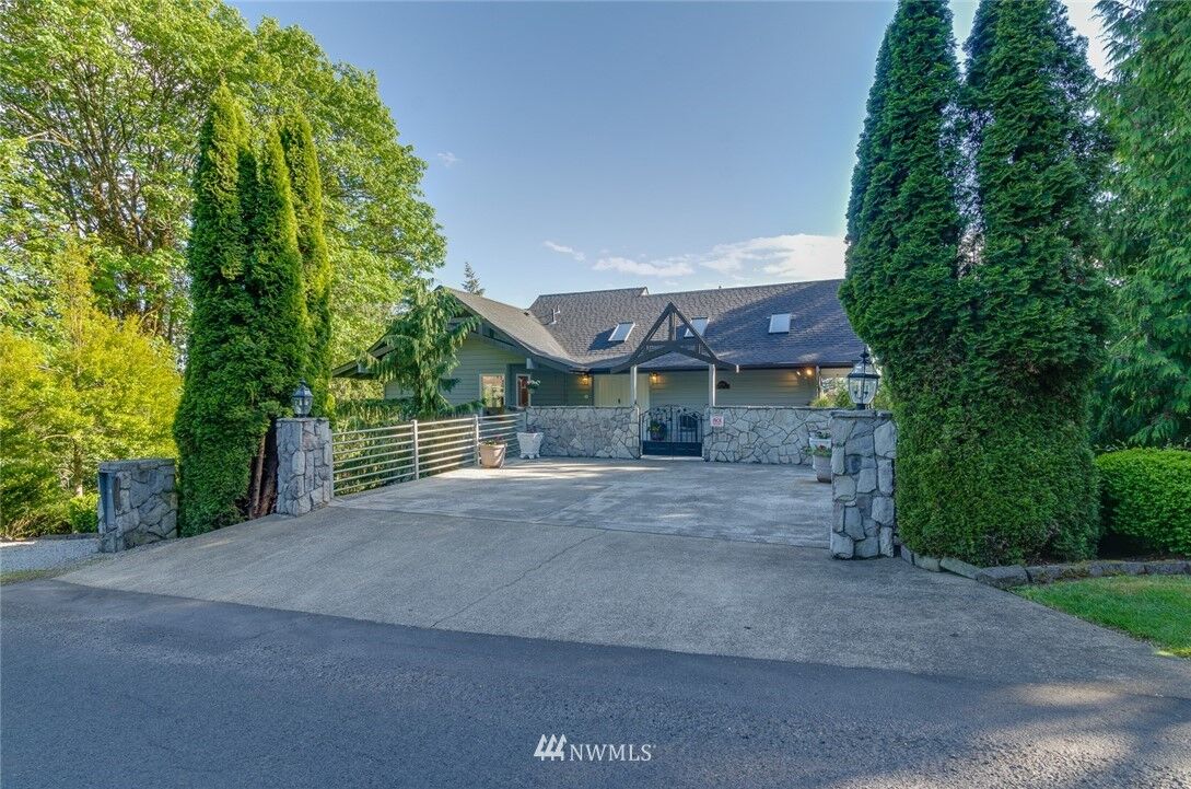 Property Photo: 1337 Castleman Drive WA 98632