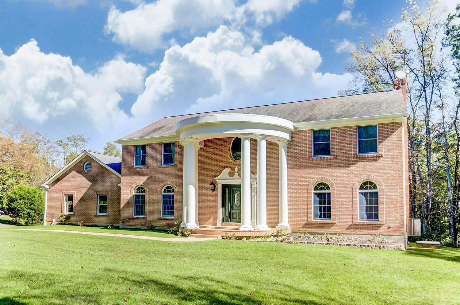 Property Photo: 649 Romohr Acres OH 45244