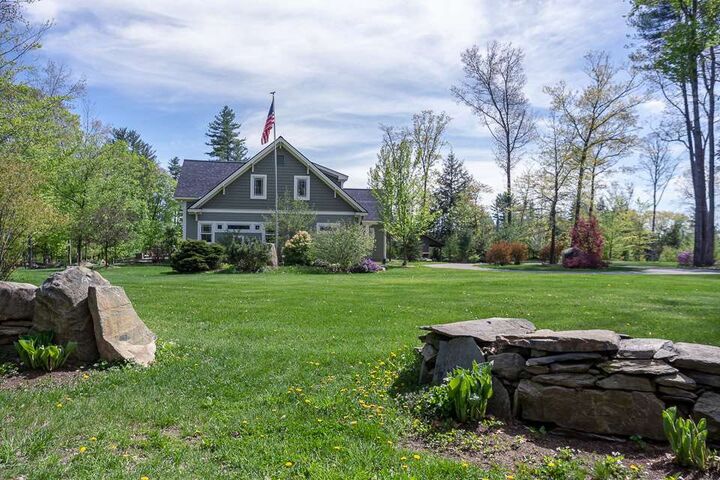 Property Photo: 8 Hooper And Deer Run Road NH 03608