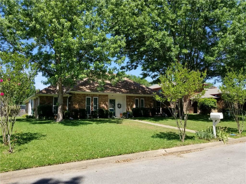 Property Photo:  1010 Glenda Street  TX 75160 