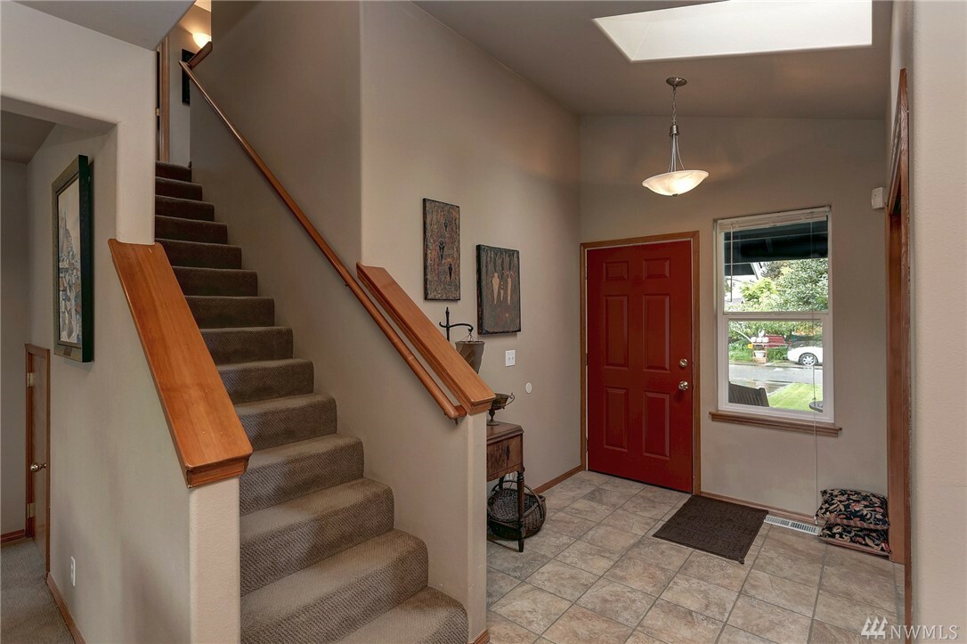 Property Photo:  2708 Madrona  WA 98225 