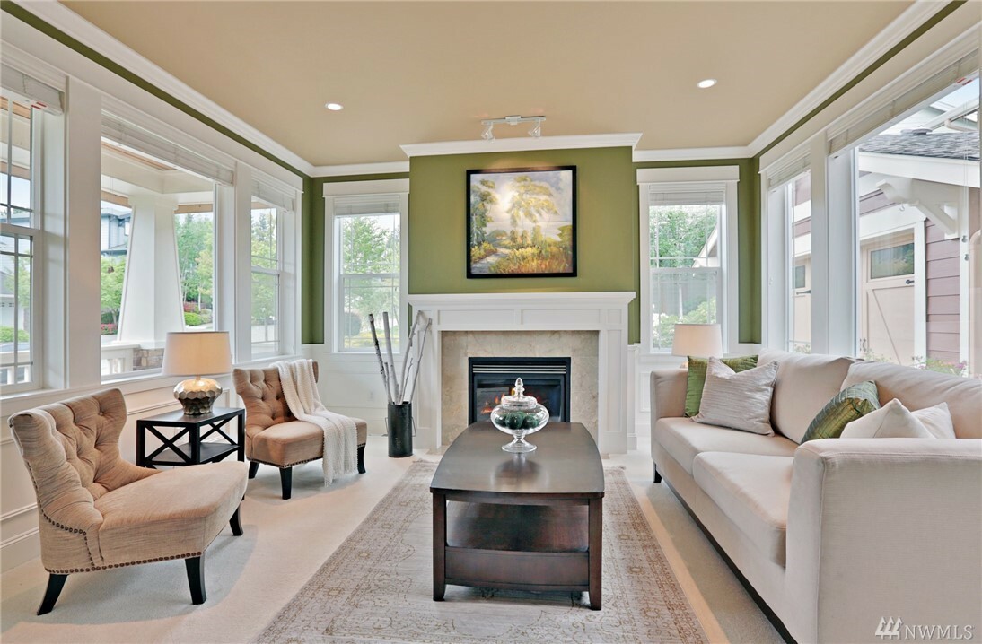 Property Photo: 7420 Pinnacle Place SE WA 98065