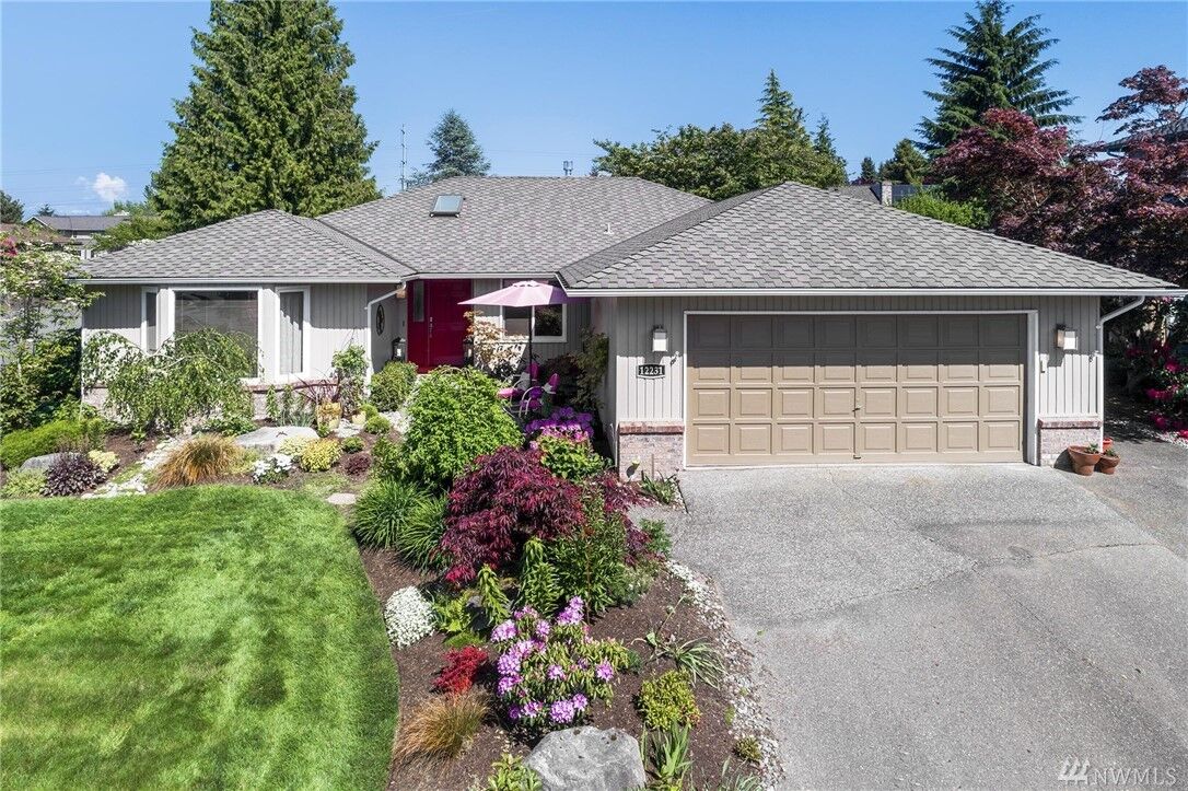 Property Photo: 12231 44th Dr SE WA 98208
