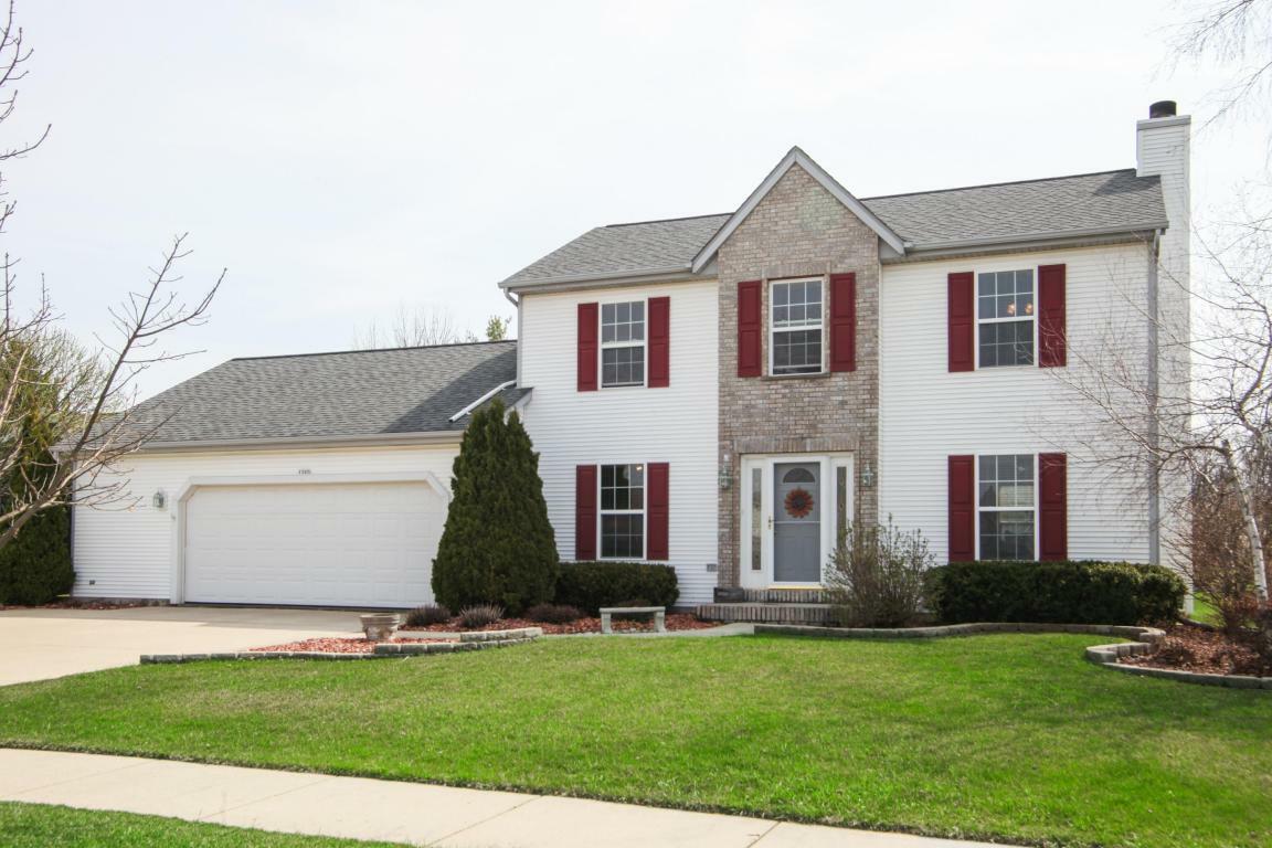 Property Photo: 1305 Conifer Ave WI 53090