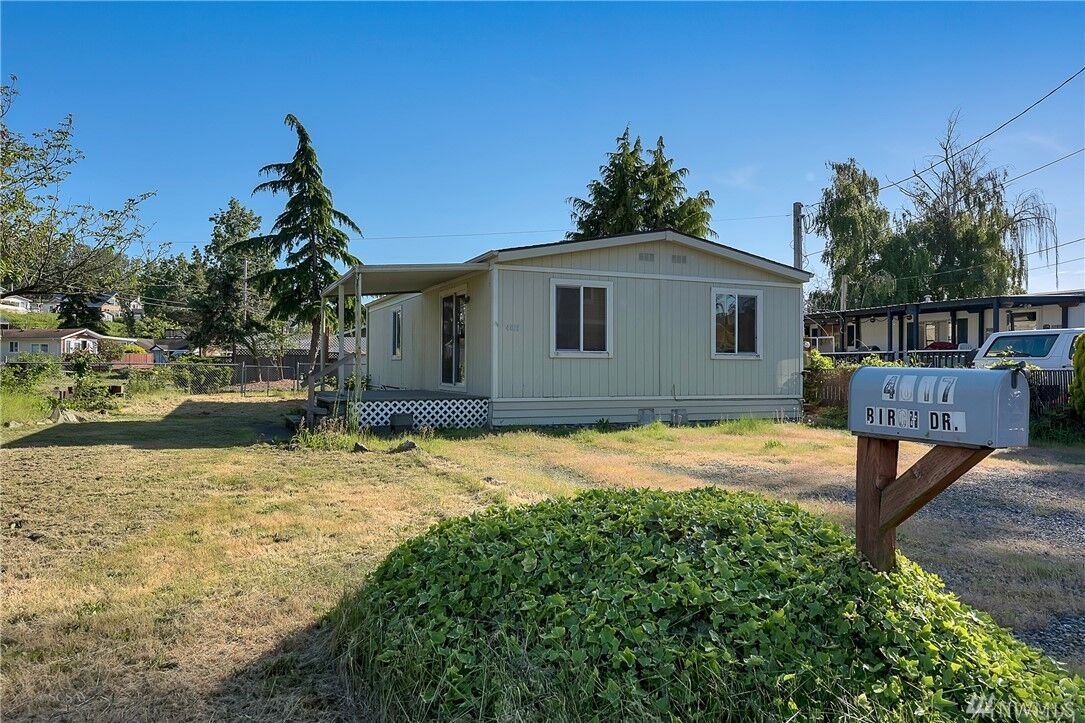 Property Photo: 4817 Birch Dr WA 98230