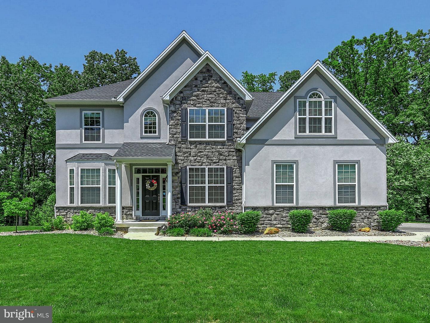 Property Photo: 933 Aspen Lane PA 17356