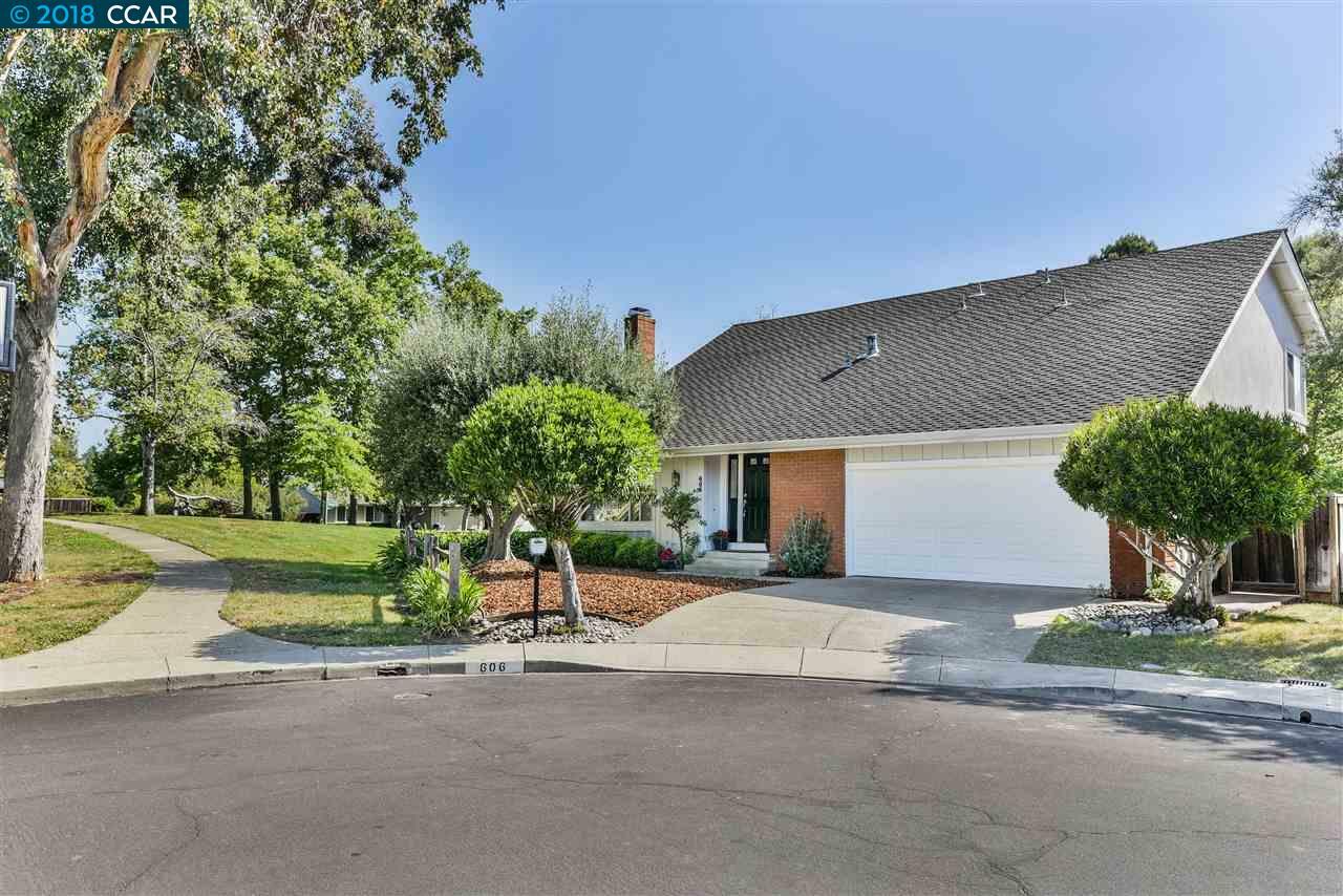 Property Photo:  606 Arrowsmith Ct  CA 94598 