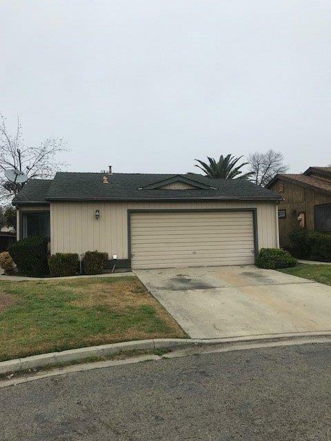 310 E Elowin Court  Visalia CA 93291 photo